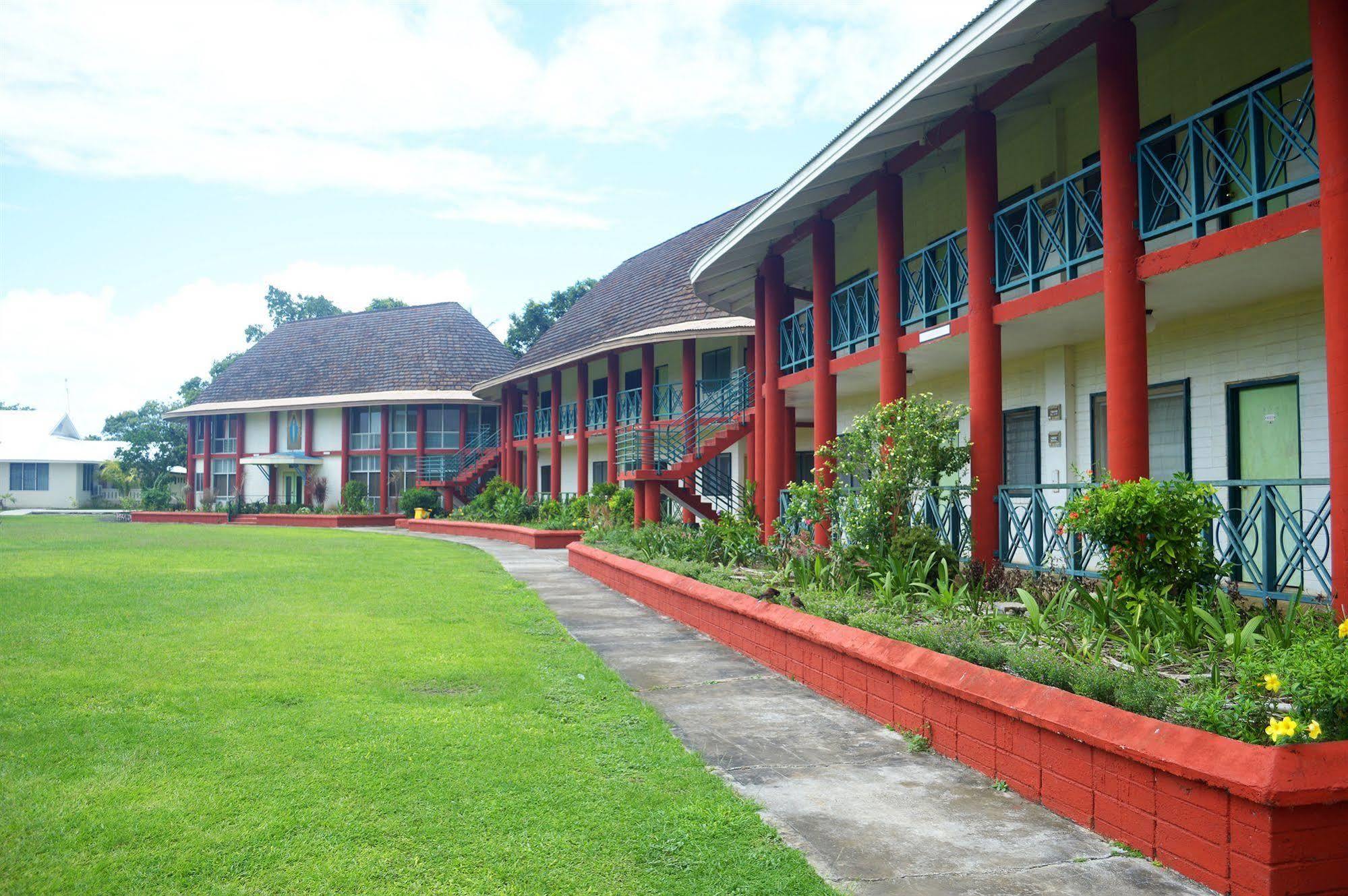 Tuana'i The St Therese Samoa Retreat And Accommodation מראה חיצוני תמונה